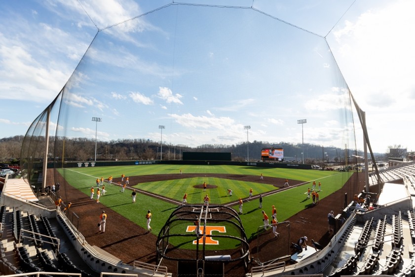 UNIVERSITY OF HOUSTON BASEBALL TURNS TO FIELDTURF DOUBLEPLAY FOR BETTER  BASEBALL-SPECIFIC PLAYABILITY - FieldTurf